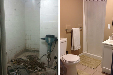 Ejemplo de cuarto de baño moderno de tamaño medio con ducha empotrada