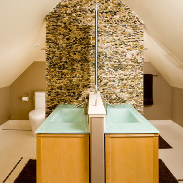 Colorado Attic Apartment