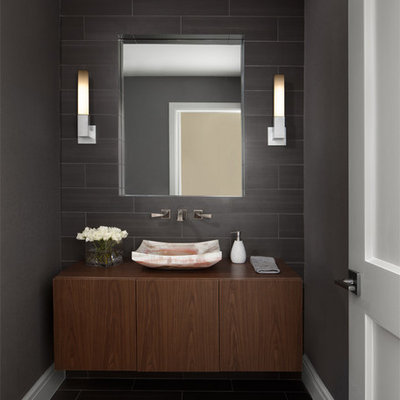 Bathroom - modern bathroom idea in Detroit
