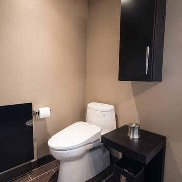Compact Contemporary Bathroom Suite
