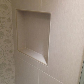 Compact with wallpaper tile