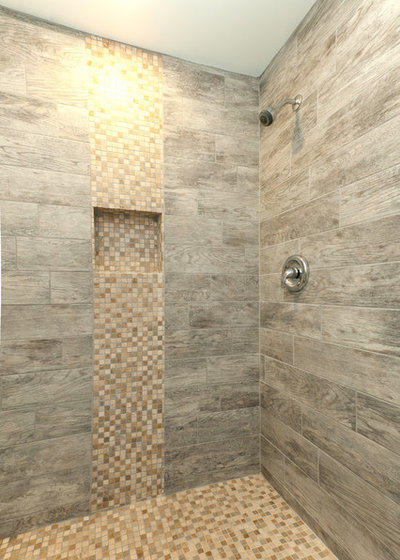 Классический Ванная комната by DCI Home Improvements