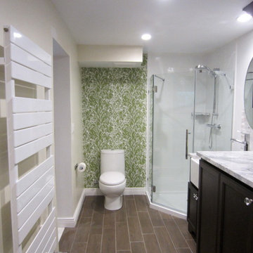 Concealed laundry room/ Bathroom