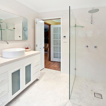 Concrete bathroom vanity & floor