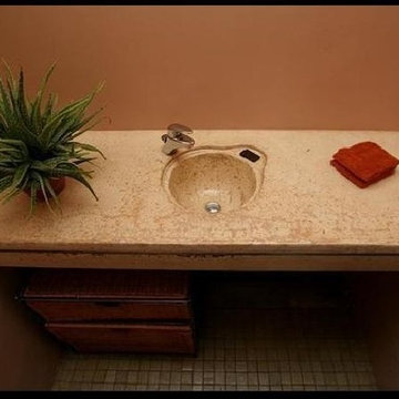 Condado Bathroom