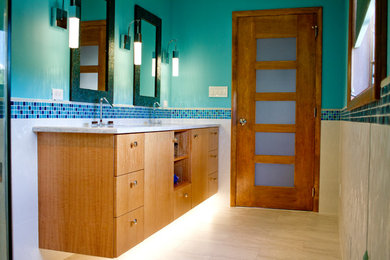 Inspiration for a contemporary master bathroom remodel in Philadelphia