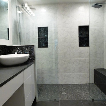 Contemporary Bathroom