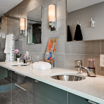 Contemporary Bathroom