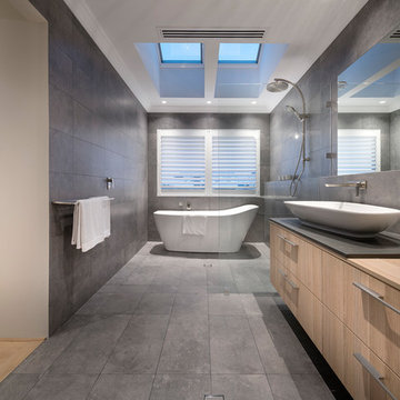 Contemporary Bathroom