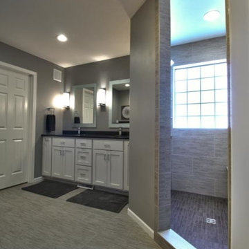 Contemporary Bathroom with Walk in Shower