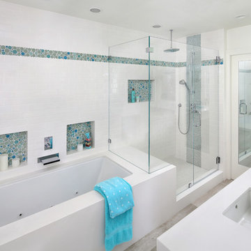Contemporary girls bathroom