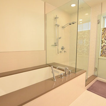 Contemporary Master Bathroom in Falls Church, VA