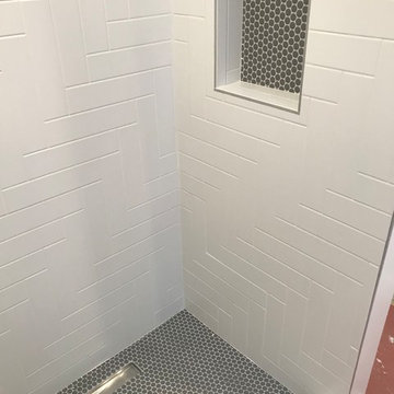 Contemporary Master Bathroom - Issaquah, WA