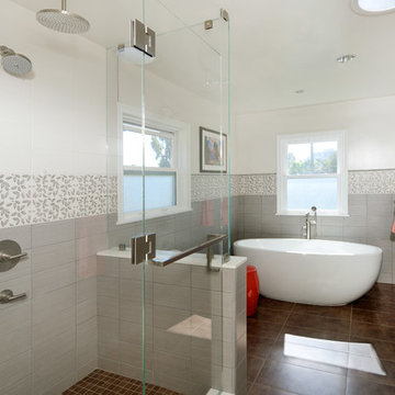 Contemporary Master Suite
