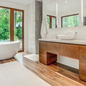 Contemporary Oak Bathroom