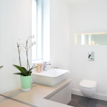 Contemporary white bathroom