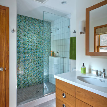 Midcentury Bathroom