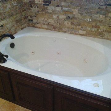 Copper Grove Copperfield Master Bath Renovation