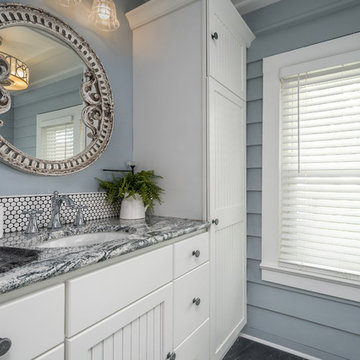 Cottage Porch Bath