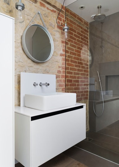 コンテンポラリー 浴室 by Kitchen Architecture Ltd