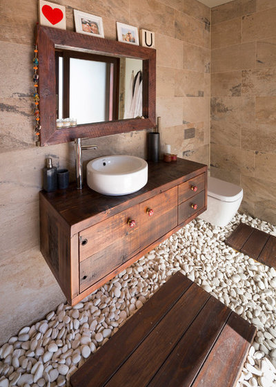 Asian Bathroom by Zugai Strudwick Architects