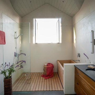 Craftsman Bedroom/Bath Addition in Rockridge