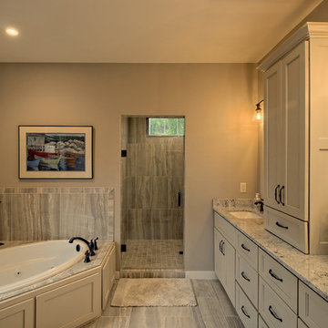 Craftsman Mountain Home: Master Bathroom
