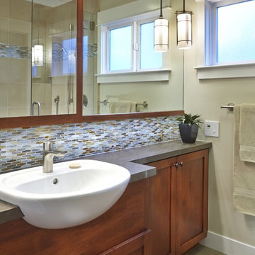 Craftsman Style Bathroom with Colorful Accentsts