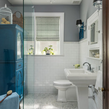 Craftsman style guest bath