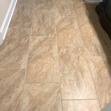 Custom Ceramic Bathroom Tile Floor