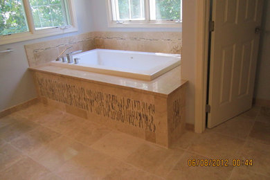 Inspiration for a contemporary bathroom remodel in Richmond