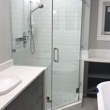 Custom Corner (Neo-Angle) Frameless Showers