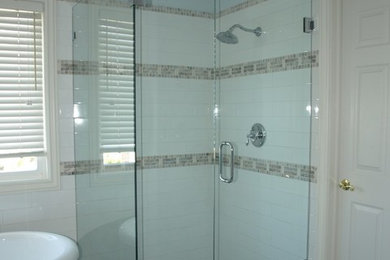 ソルトレイクシティにあるトランジショナルスタイルのおしゃれな浴室の写真