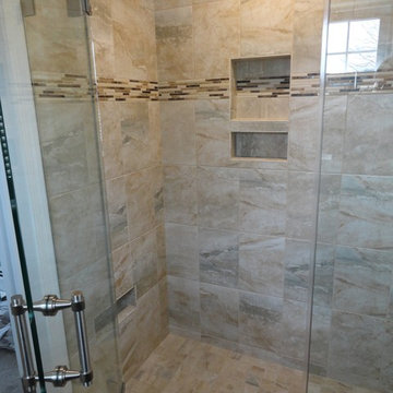 Custom Glass Panel Door Panel Shower Units