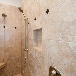 Fotos de baños | Diseños de baños beige con baldosas y/o azulejos