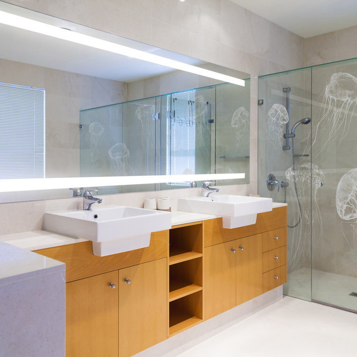 75 Beautiful Frosted Glass Shower Screen Home Design Ideas & Designs