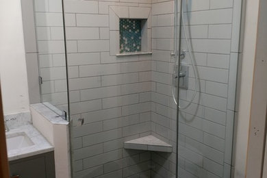 Example of a bathroom design in Orange County