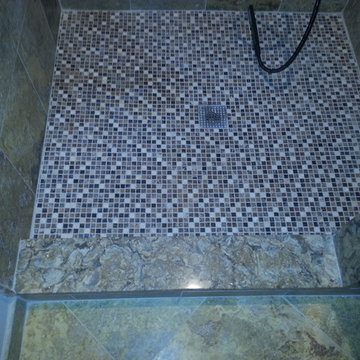 Custom shower pan with tile