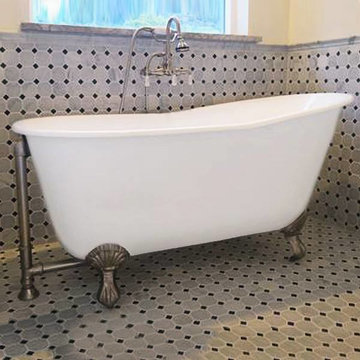 Customer's Image: "Gentry" Swedish Style Clawfoot Bathtub