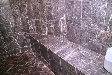 バーミングハムにあるコンテンポラリースタイルのおしゃれな浴室の写真