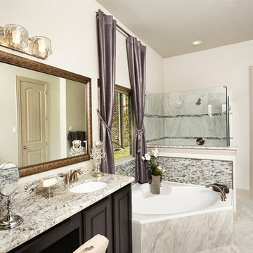 Dallas, Texas | Devonshire - Premier Magnolia Master Bathroom