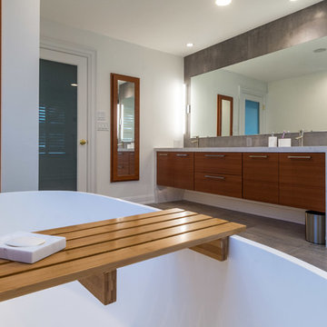 Dated Master Bath Gets a Contemporary Face-lift