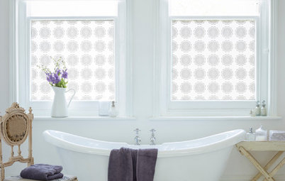 Bathroom Windows That Pull in Light and Also Provide Privacy