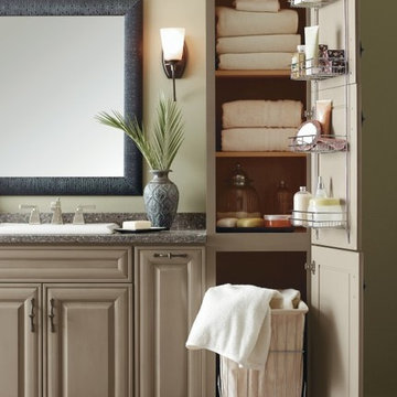 Decorá Cabinets: Bathroom Linen Cabinet
