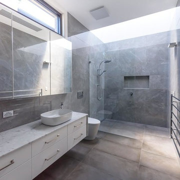Deepdene Modern Bathrooms & Robes