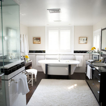 Designer’s Cottage: Bathroom