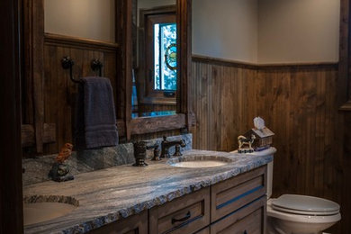 Bathroom - cottage bathroom idea in Cleveland