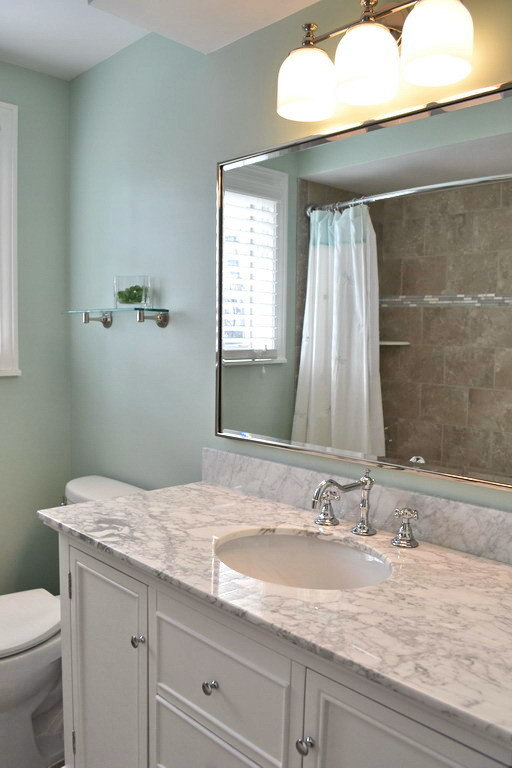 Dorchester Guest Bathroom