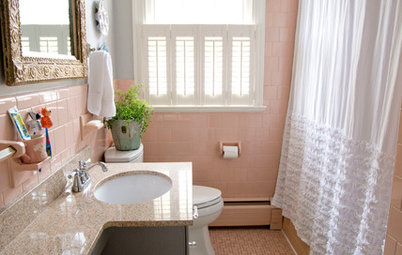Houzz Call: Have a Beautiful Small Bathroom? We Want to See It!