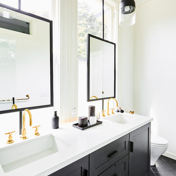 Duboce Triangle Flat - Master Bathroom